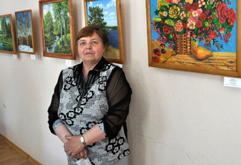 Картины лиозненских художников-самоучек представили на выставке в Москве