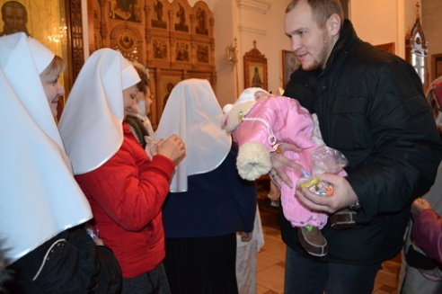 Завершилась ежегодная благотворительная акция «Рождественский дар»