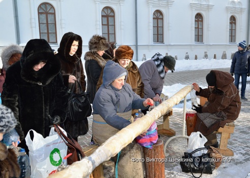 За Крещенской водой
