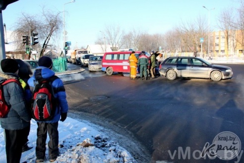 Авария возле CШ №1 (+фото)