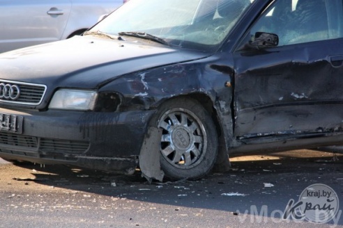 Авария возле CШ №1 (+фото)