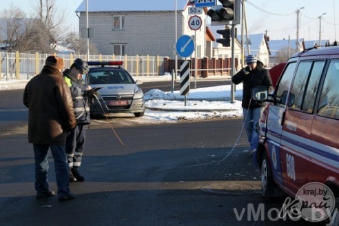 Авария возле CШ №1 (+фото)