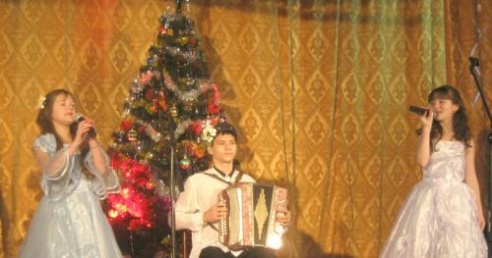 Праздник “Зимушка-зима” собрал творческие силы 40 учреждений культуры Столинщины