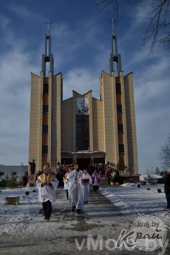 Новоиспеченный епископ совершил визит в родной город