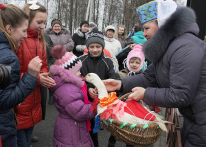 ГУСИНОЕ «ГА-ГА-ГА» В БЕЛОЙ ДУБРОВЕ