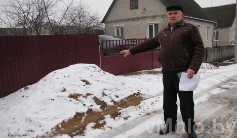 Река Уша чернеет из-за отходов