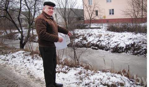 Река Уша чернеет из-за отходов