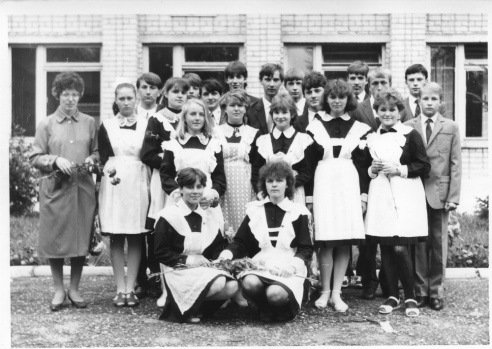 Нет возраста.Есть только наши семнадцать лет