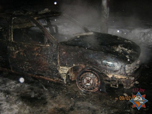 В Мстиславском районе снова загорелся гараж. Фото