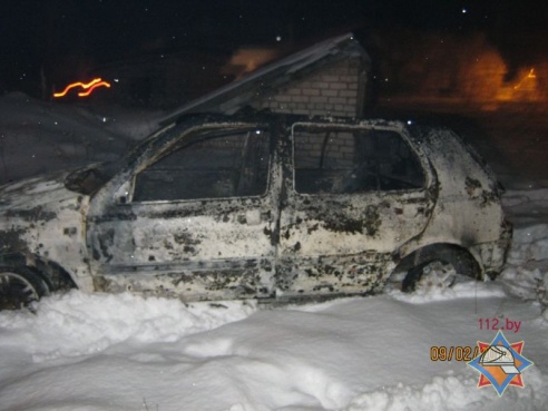 В Мстиславском районе снова загорелся гараж. Фото