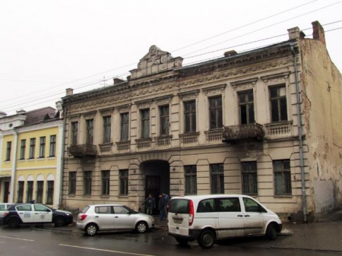 Реставрация здания по ул. Советских Пограничников, 34 в Бресте ведется без строительного проекта?