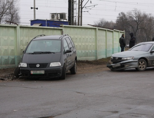 Авария возле путепровода