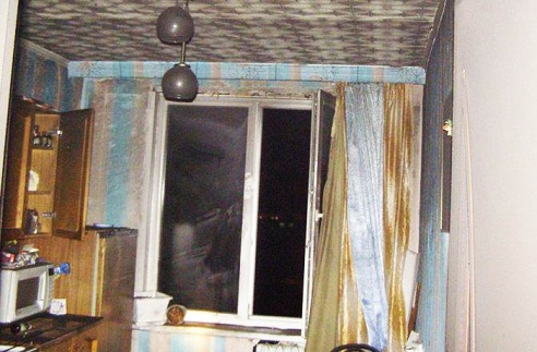 Заочники в Горках подожгли квартиру