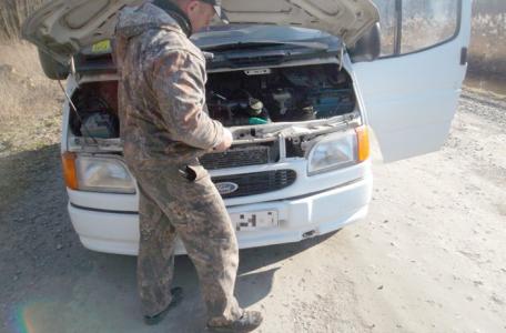 Скрыться от госинспекторов браконьерам не позволил перегревшийся двигатель «буса»