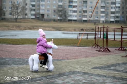 Масленку сустракаем, блінцы з мёдам выпякаем (фота)