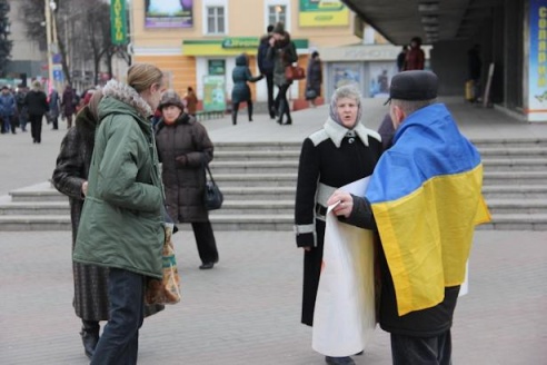 Баранавіцкі актывіст правёў адзіночны пікет салідарнасці з украінскім народам