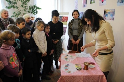 В Барановичах открылась выставка "Бисерное чудо"