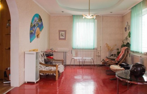 Интерьеры могилевчан: практичный минимализм в доме холостяка