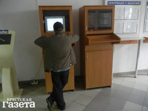 Белорусский рынок труда: тунеядцы, мигранты и пособие в 16 долларов