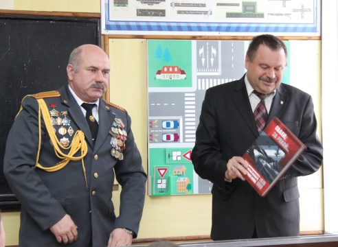 Жизни, пропахшие порохом