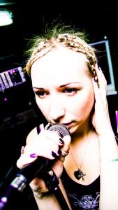 Четыре группы в один вечер в ДК железнодорожников Четыре группы в один вечер в ДК железнодорожников