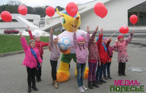 «Карамельки» из Речицы вновь стали победителями республиканского конкурса