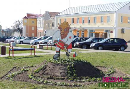 В теплицах Столинского ЖКХ – горячая пора