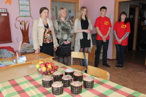 ПАСХАЛЬНЫЙ КУЛИЧ — В ДЕТСКИЕ РУКИ