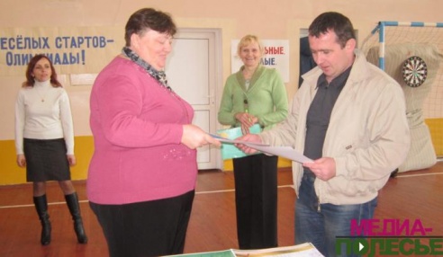 В Лунинце люди с ограниченными возможностями поддержали сочинскую Паралимпиаду