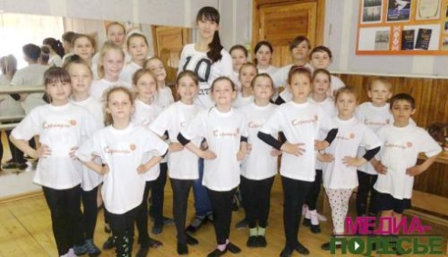 «Карамельки» из Речицы вновь стали победителями республиканского конкурса