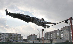 УЛИЧНАЯ ГИМНАСТИКА, ИЛИ КАК ВОПЛОТИТЬ МЕЧТУ В РЕАЛЬНОСТЬ