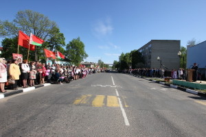ПРАЗДНИК СО СЛЕЗАМИ НА ГЛАЗАХ…