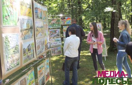 Выставки, представление, аукцион – с Радзивиллами