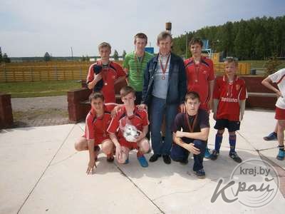 Сборная СШ №3 Вилейки победила в ежегодном турнире по мини-футболу на кубок центра «Надежда» (ФОТО)