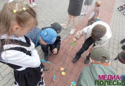 Лето. Радость. Детство: районный праздник для детей Лето. Радость. Детство: районный праздник для детей