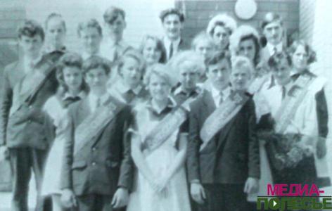 Последний звонок прозвенит для почти двух тысяч выпускников 9-ых и 11-ых классов школ Столинщины