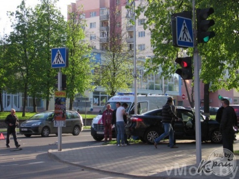 Авария возле музколледжа (+фото)