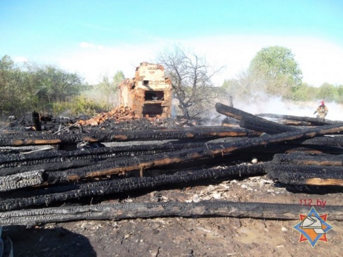 Загорелся дом – вспыхнул автомобиль