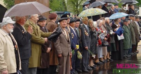 Парад Победы в Лунинце: как это было