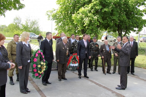 На тэрыторыі Ратненскага раёна адбыўся Міжнародны аўтапрабег «Памяць загінуўшых у нашых сэрцах».