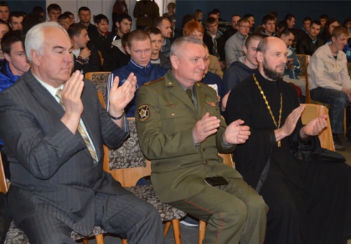 В Бобруйском военкомате прошел День призывника