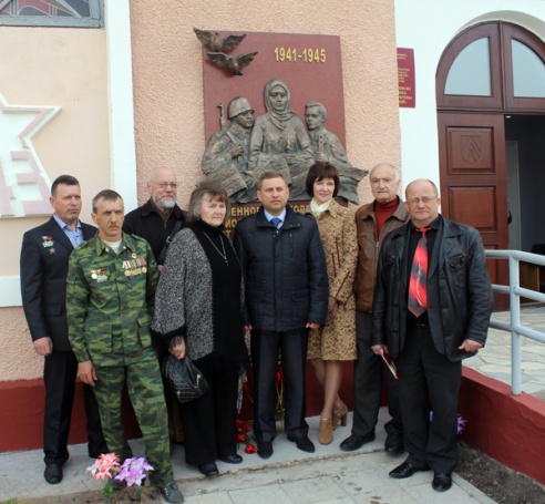 В Лиозно появилась мемориальная доска военному поколению