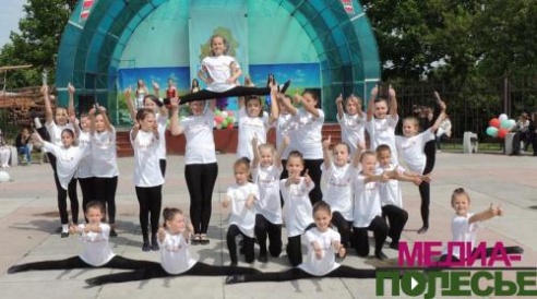 Исполнители 25 лучших номеров стали финалистами районного конкурса