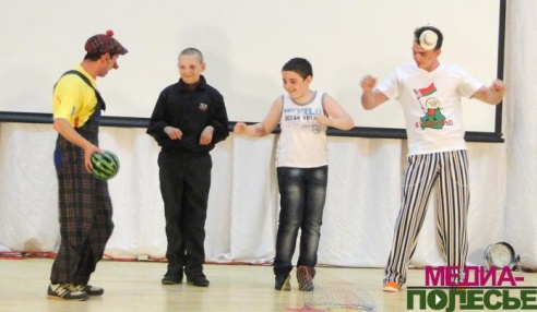 Представление Киевского цирка – радость для лунинецкой детворы