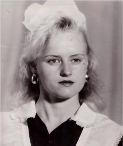 Мой бал выпускной: дочери предвкушают, мамы вспоминают Мой бал выпускной: дочери предвкушают, мамы вспоминают