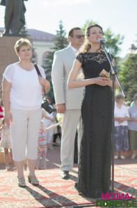 Перед выпускниками школ открылась дверь в большую жизнь