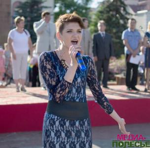 Перед выпускниками школ открылась дверь в большую жизнь