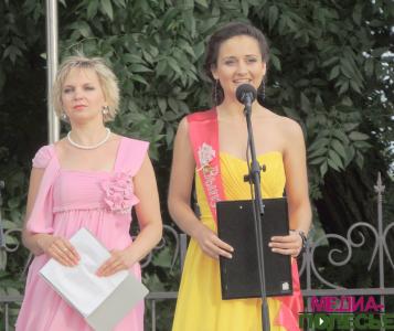 Вальс выпускников звучал над Столином