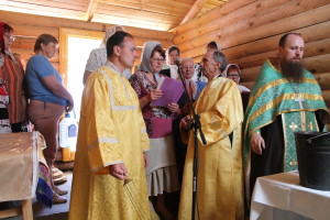 В Духов день собрался народ