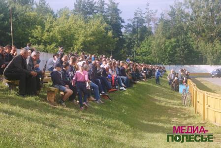 Мотобол. Лунинецкая команда одержала победу над литовской «Бартувой» (Литва)